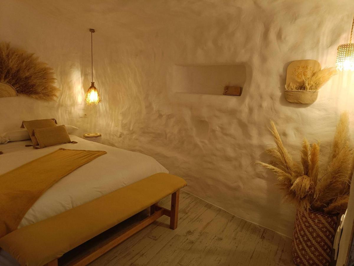 Cueva Otto Familiar Privada Villa Baza Luaran gambar