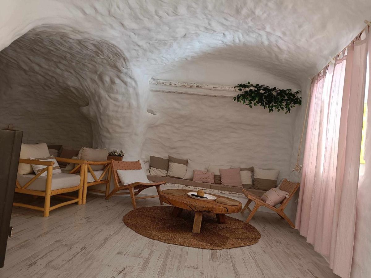 Cueva Otto Familiar Privada Villa Baza Luaran gambar