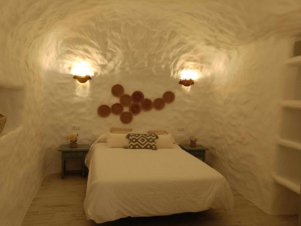 Cueva Otto Familiar Privada Villa Baza Luaran gambar