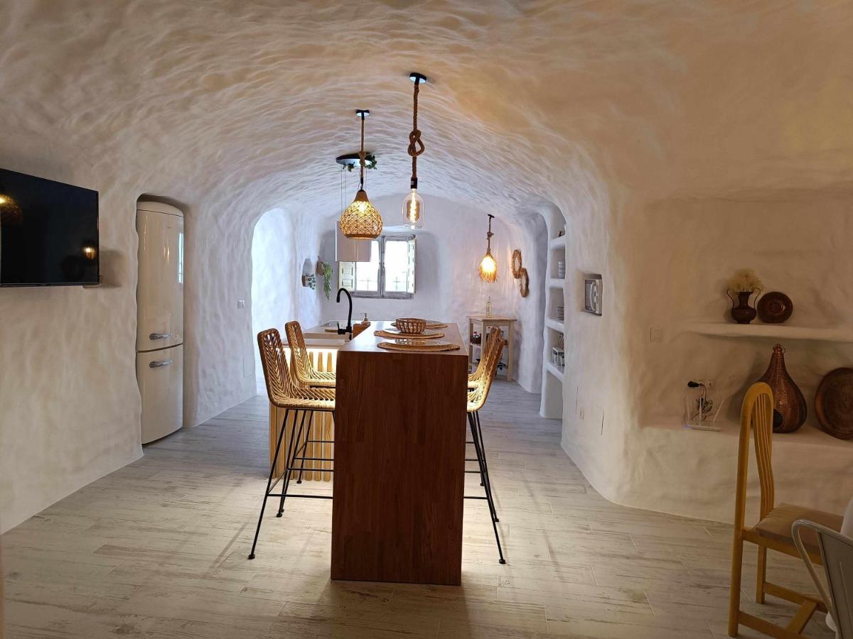 Cueva Otto Familiar Privada Villa Baza Luaran gambar