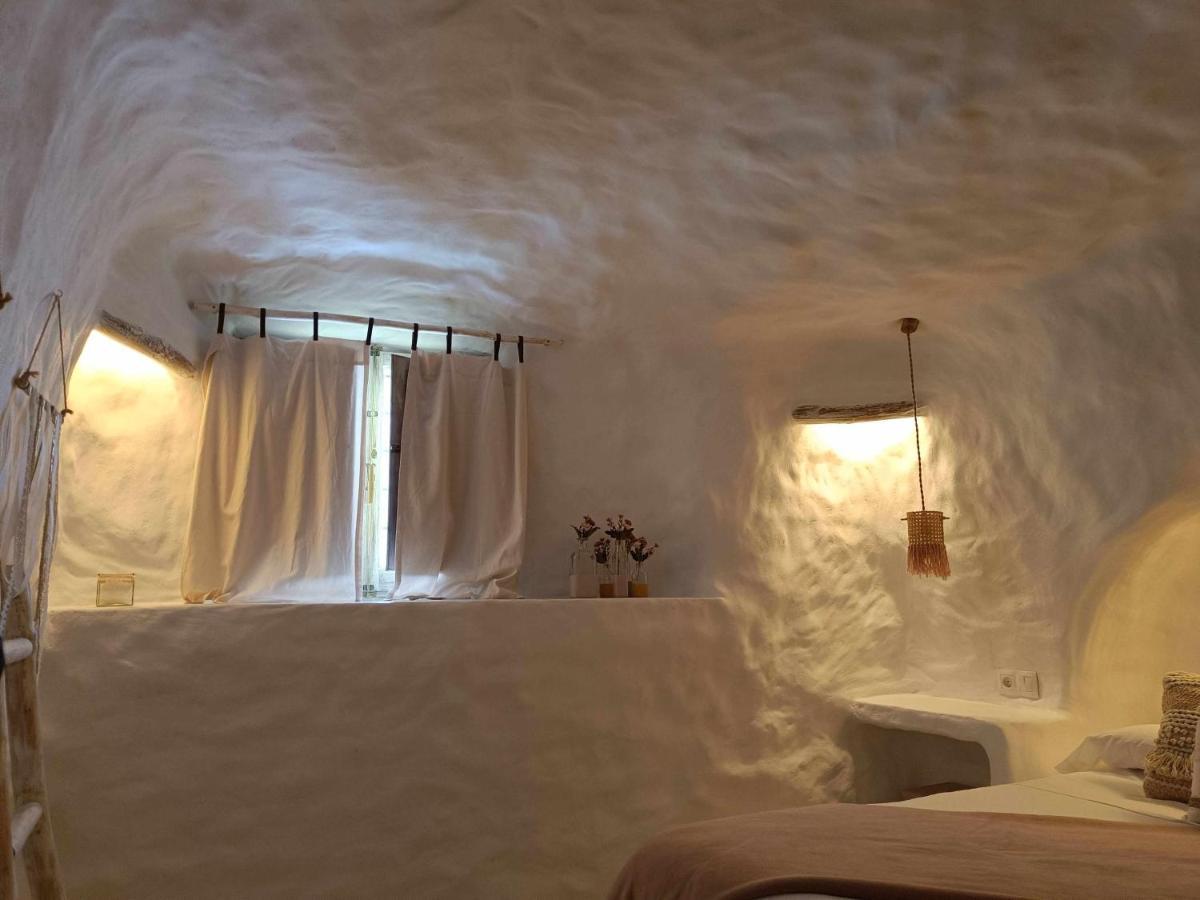 Cueva Otto Familiar Privada Villa Baza Luaran gambar